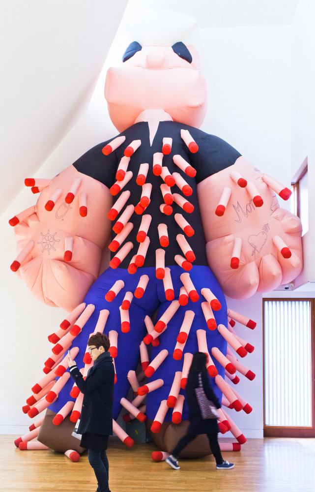 Le Daelim Museum consacre une rétrospective au designer danois Henrik Vibskov, connu pour ses expositions expérimentales, performances,...