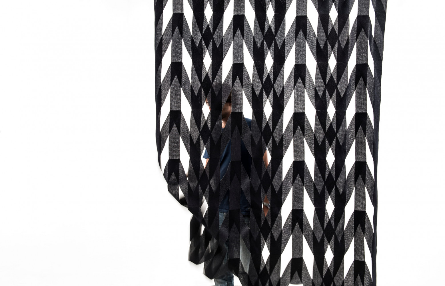 Installation « 17 screens » au FRAC Bretagne. Ronan : « Il faut juste imaginer qu’à Rennes,...