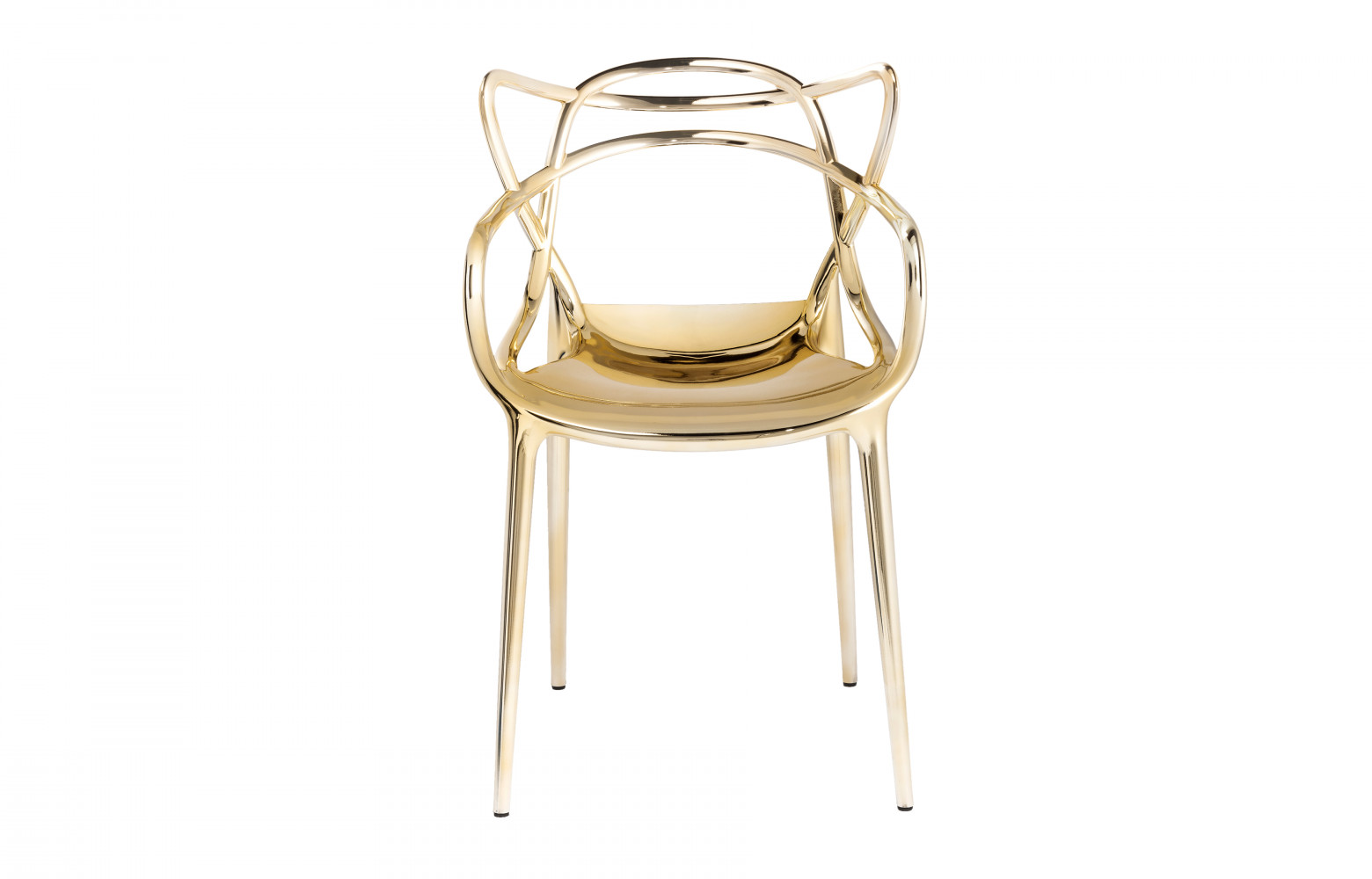 Fauteuil empilable Masters en ABS métallisé couleur or, design Philippe Starck et Eugeni Quitllet, 407 €. Kartell.