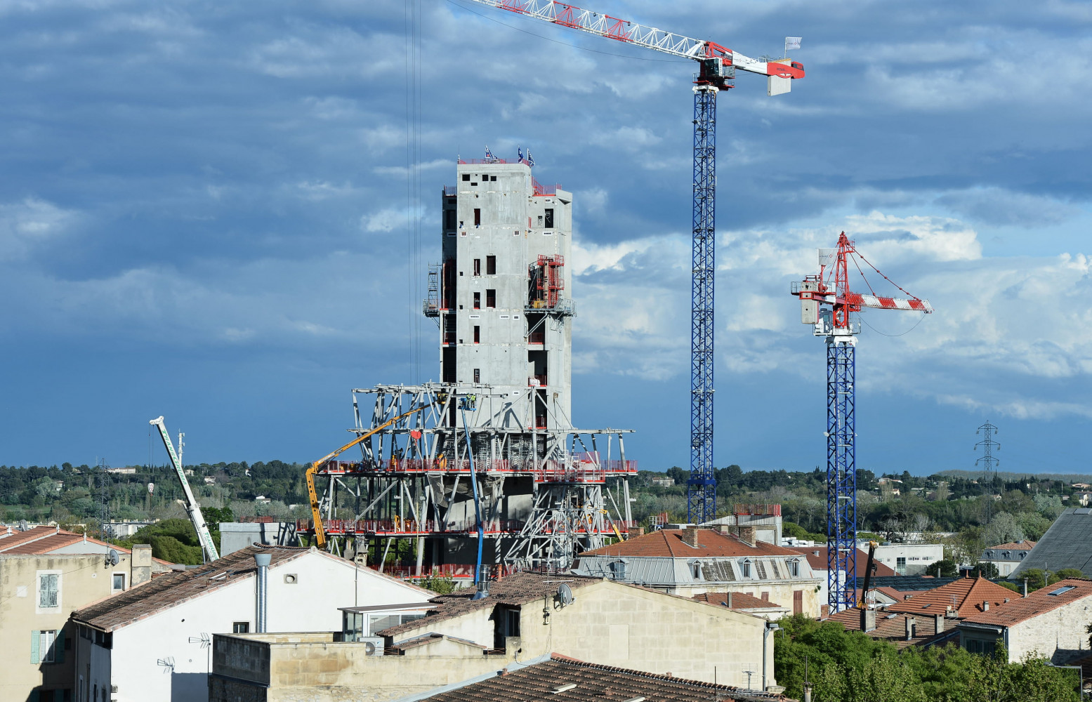 Le nouveau bâtiment conçu par Frank Gehry pour LUMA Arles.
