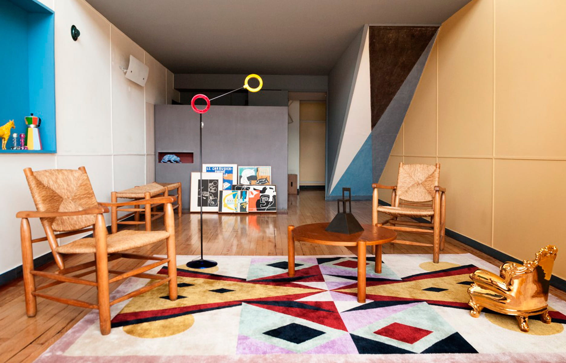 Corbu 8 Colors