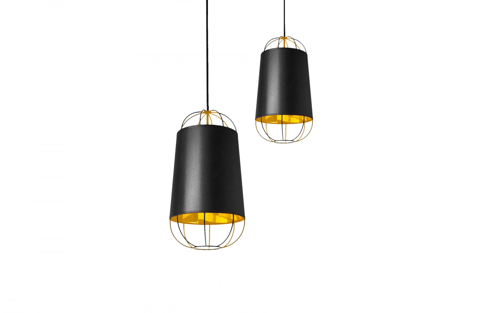 Suspensions "Lanterna" (petit modèle) en acier laqué, design Sam Baron, 150€. Petite Friture.