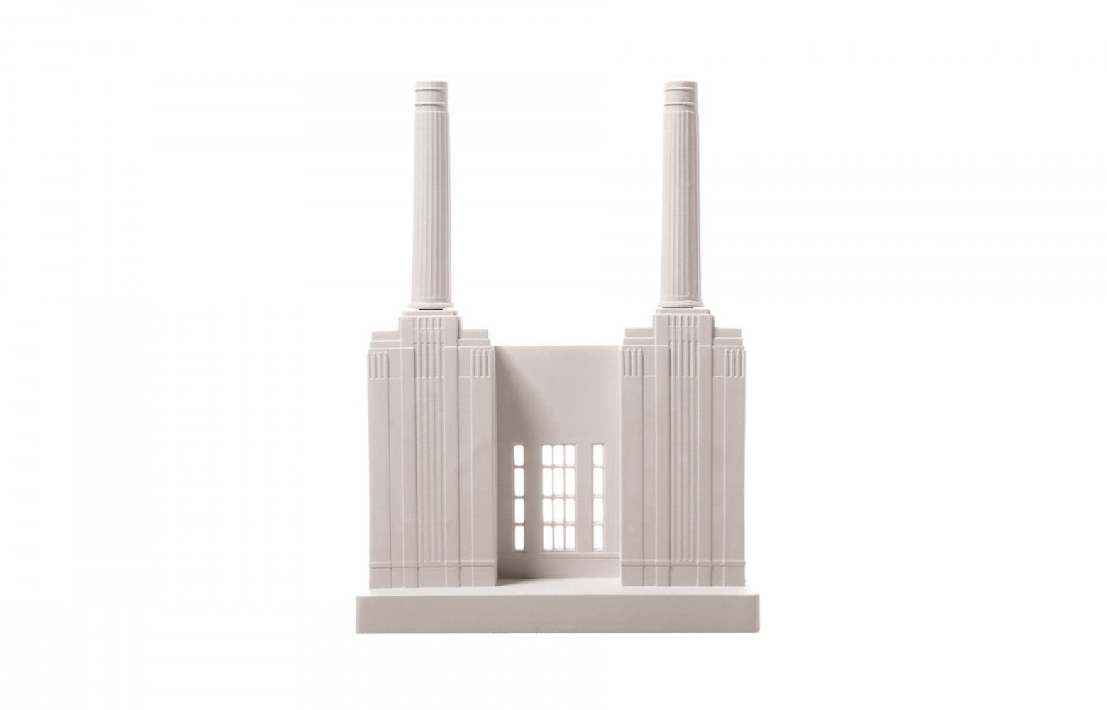 Maquette en plâtre de la « Battersea Power Station » (1933), construite à Londres par l’architecte Giles...
