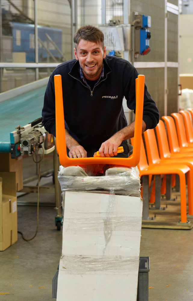 Il faut entre six mois et un an pour définir les couleurs d’une saison. Le choix de...