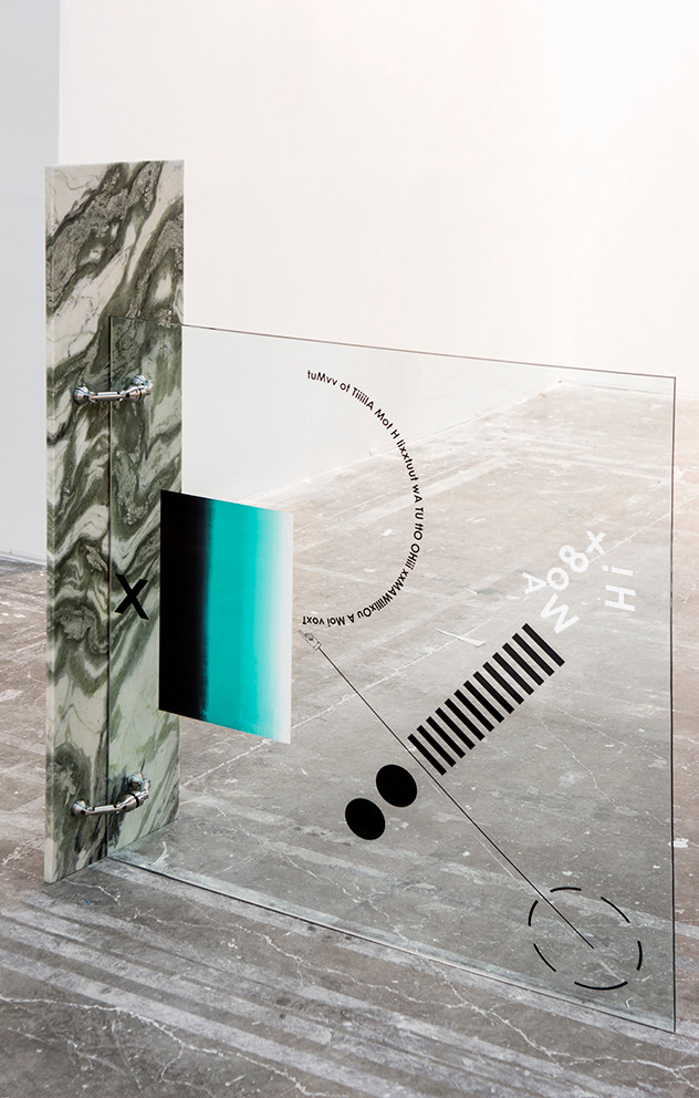 Abstract rules for a concrete action (marble) de José Léon Cerrillo (2014).