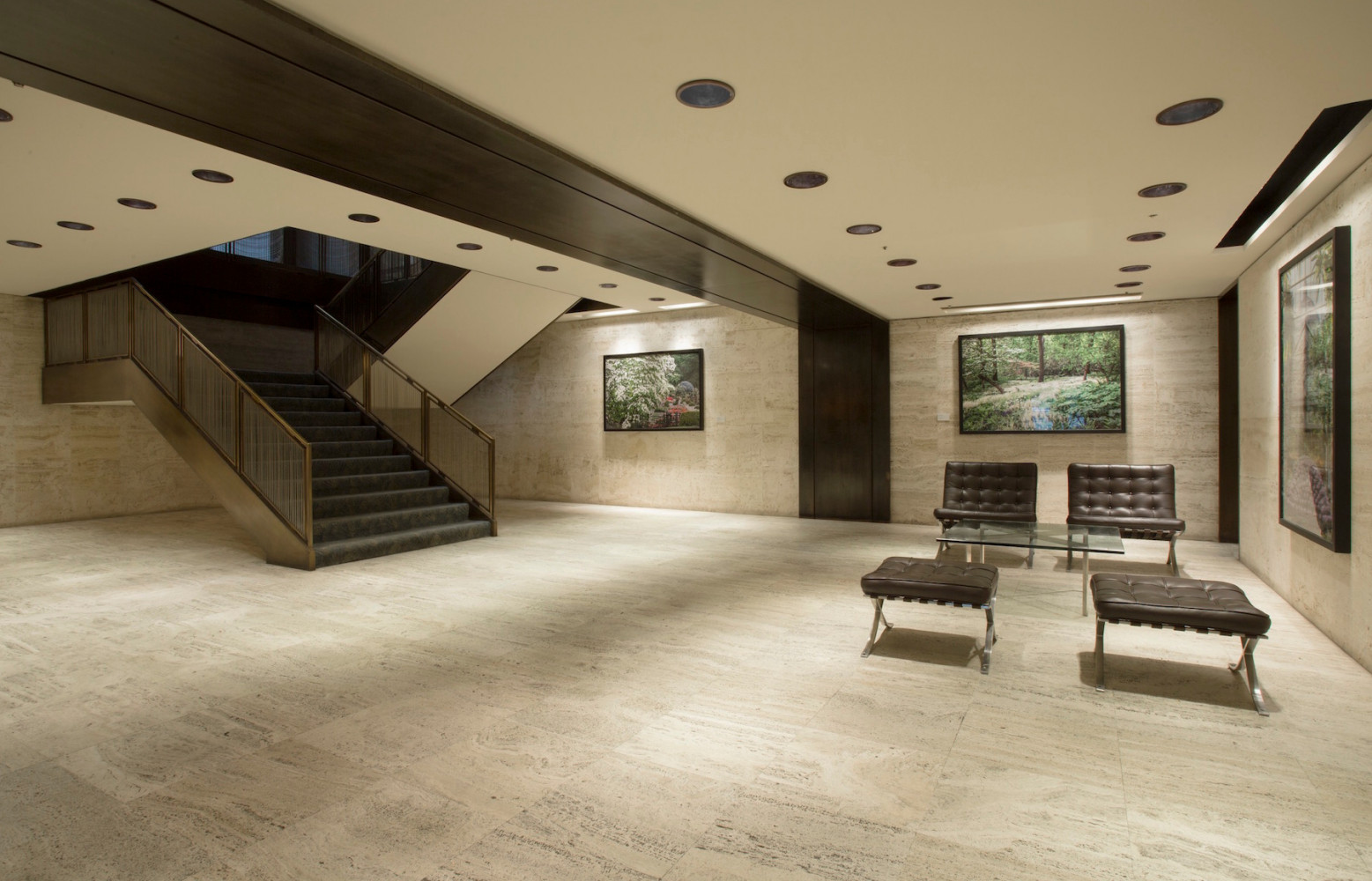 Le lobby du Four Seasons est digne de Mad Men. L’architecte Philip Johnson y manipule le visiteur....