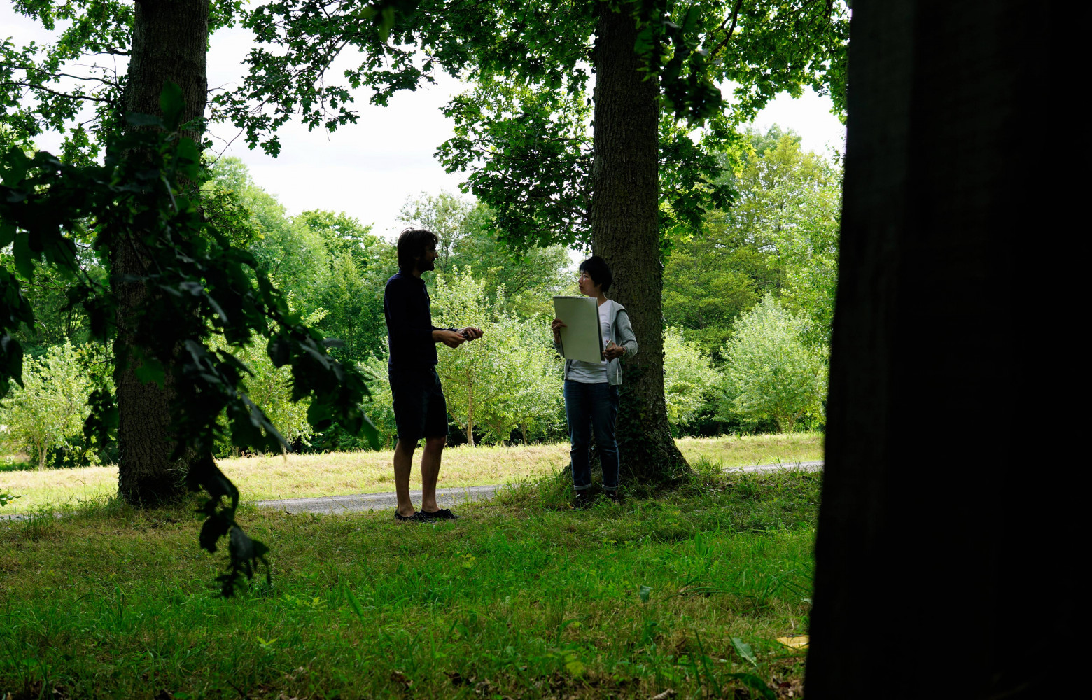 Pour leurs recherches, Nigel Peake invite les participants à s'inspirer de la nature, omniprésente dans le domaine...