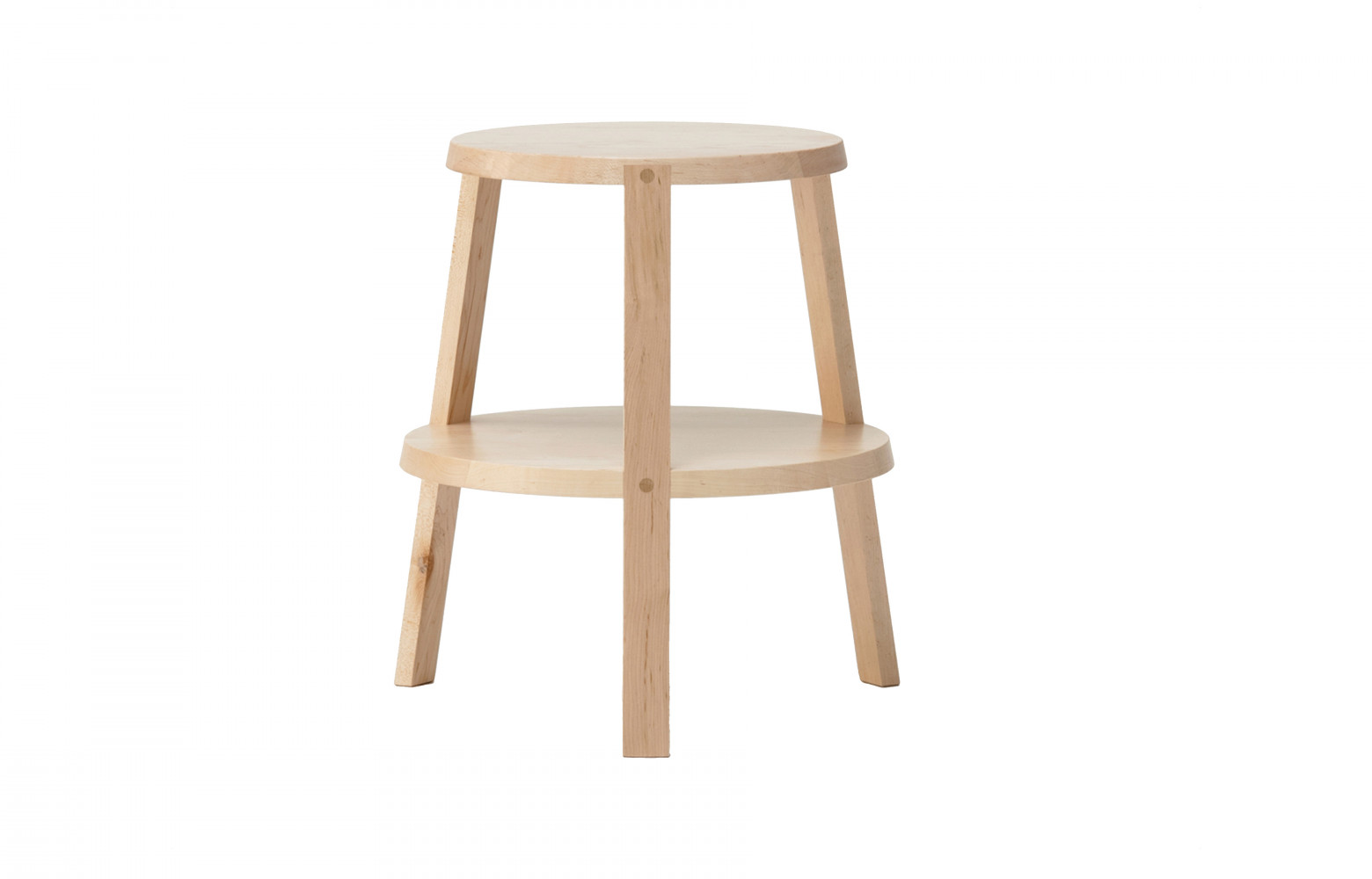 Table en érable, design Teruhiro Yanagihara, 320 €. Karimoku chez FR66.