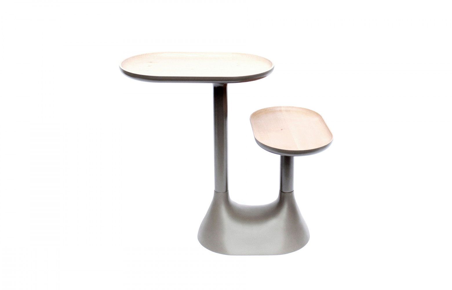 Table basse « Baobab » à plateaux pivotants. Design Ionna Vautrin, 690 €. Moustache.