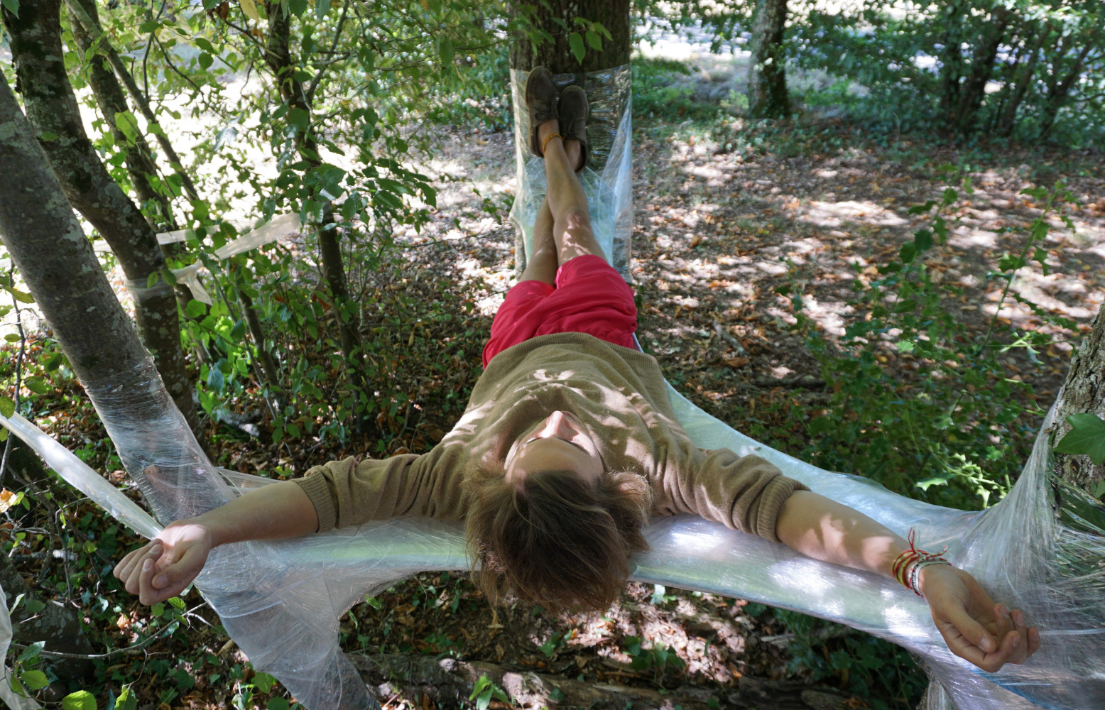Pose christique pour de nouveaux tests de solidité.