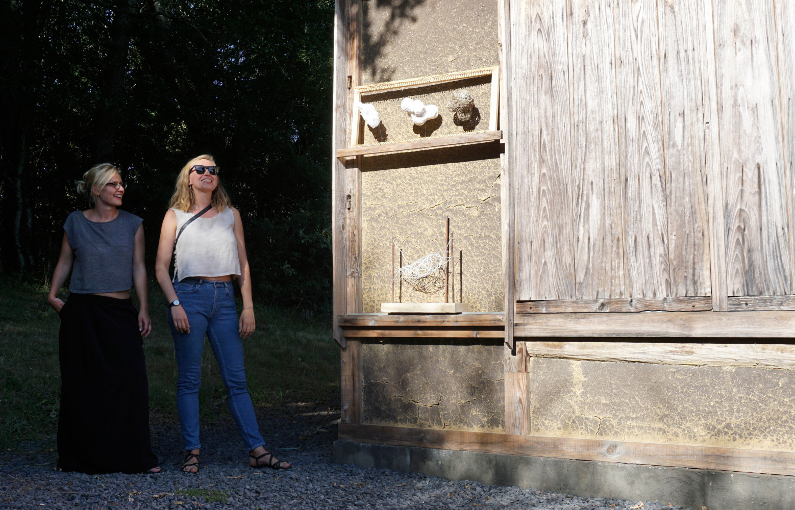 Présentation des recherches sur les matériaux.