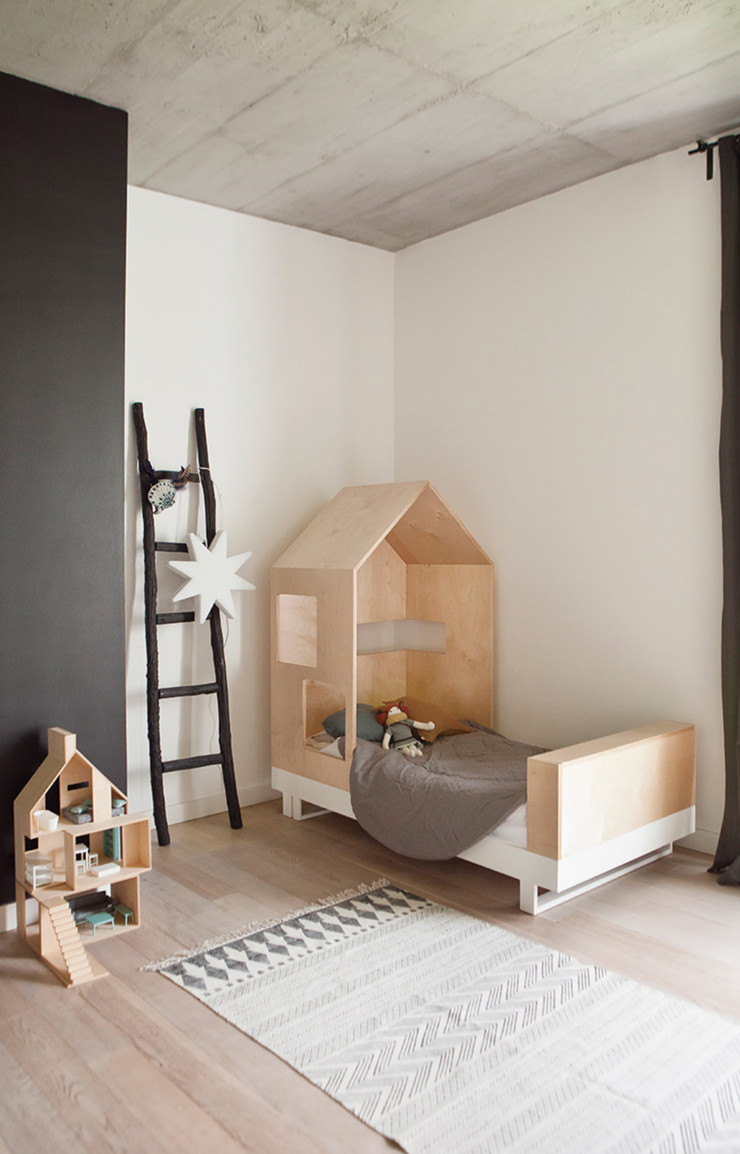 Le lit-cabane Kutikai imaginé par deux mamans architectes polonaises, disponible chez Smallable.