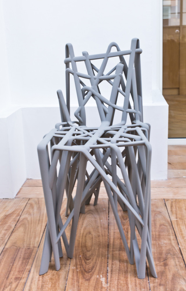 Une sculpture de Jouin Manku ? Non, la chaise « Solid C2 » réalisée par procédé de...