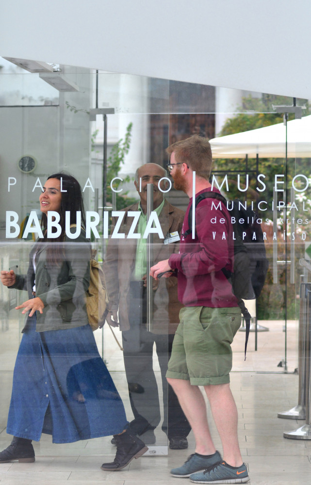 Le Palacio Baburizza, musée municipal des Beaux-Arts de la ville, accueille en sous-sol un lieu d'exposition dédié...