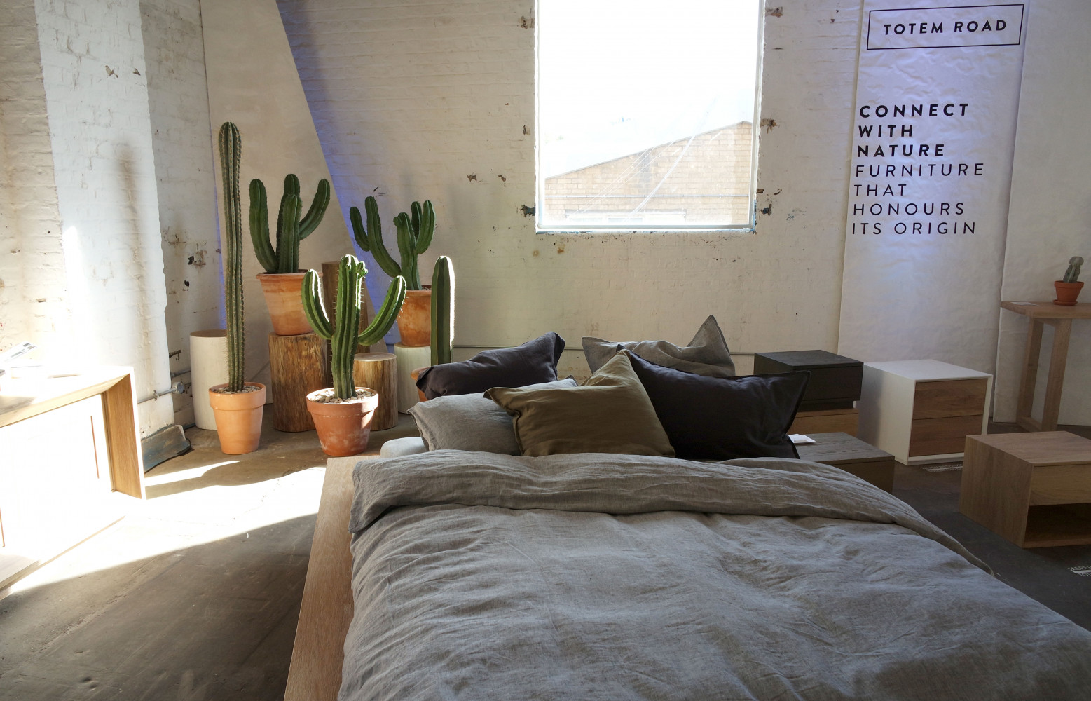 L'éditeur Totem Road a saisi l'importance de la scénographie pour aimanter les visiteurs. De fait, son ensemble...