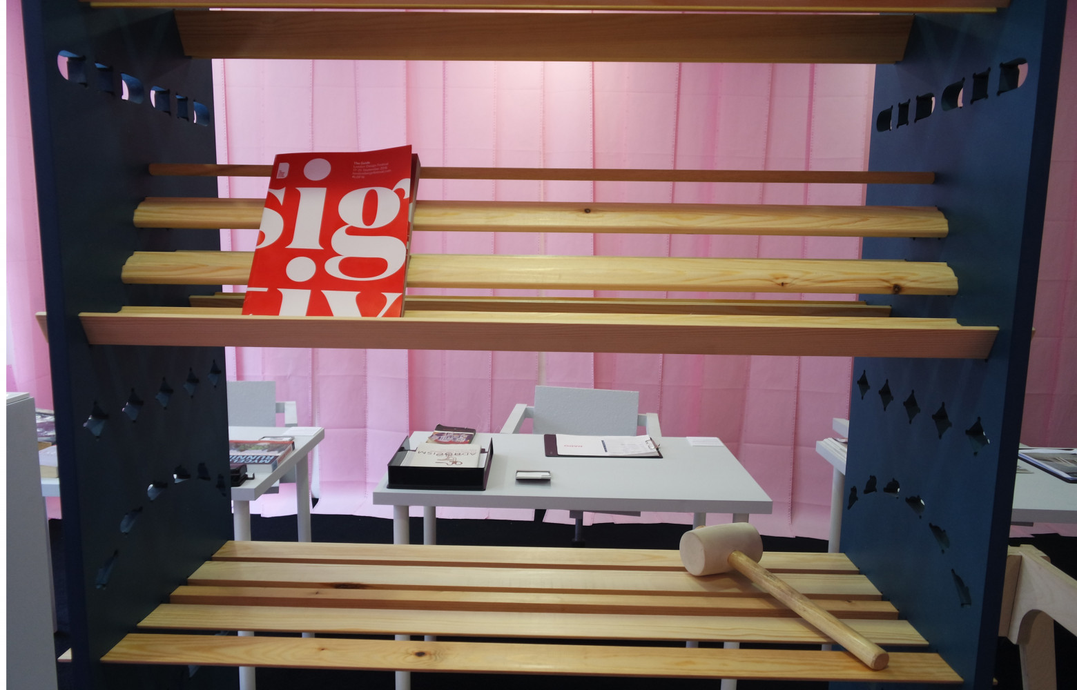 A quoi ressemblera demain notre environnement de travail ? C'est à cette question cruciale que le collectif...