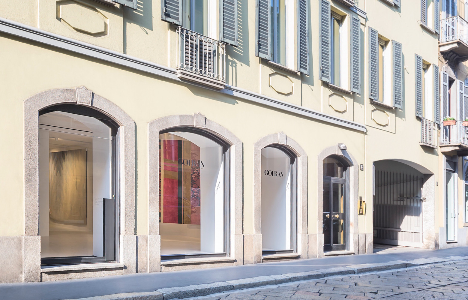 La boutique se situe à Brera, quartier particulièrement vivant de Milan