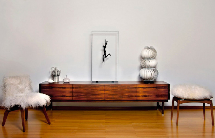 Exemples de pièces exposées par la galerie « A touch of design » aux Puces du Design.
