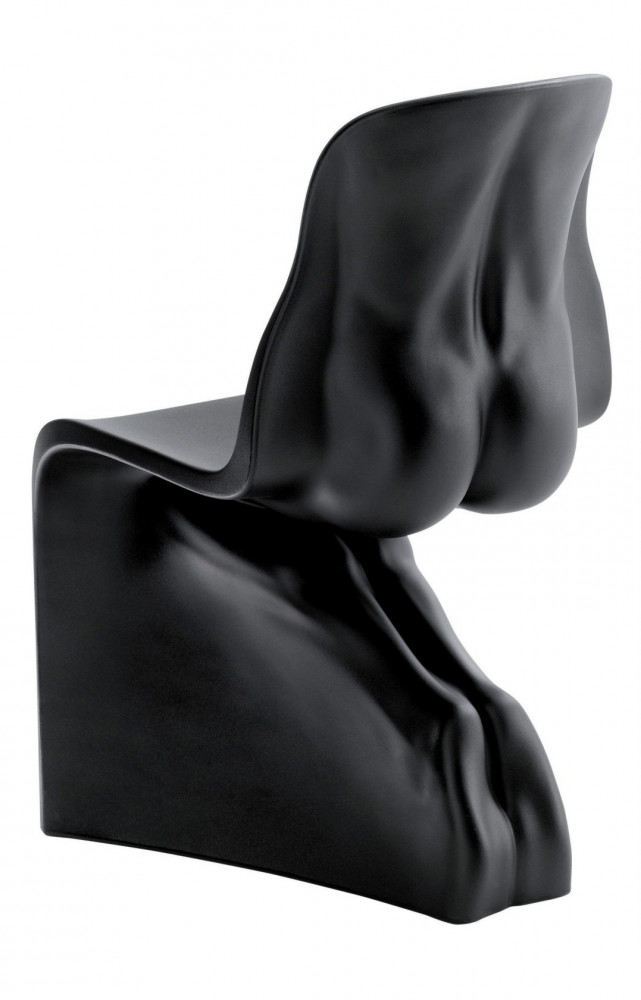 Ce fauteuil pour le moins audacieux floute les frontières entre art et design, une tendance qui prend...