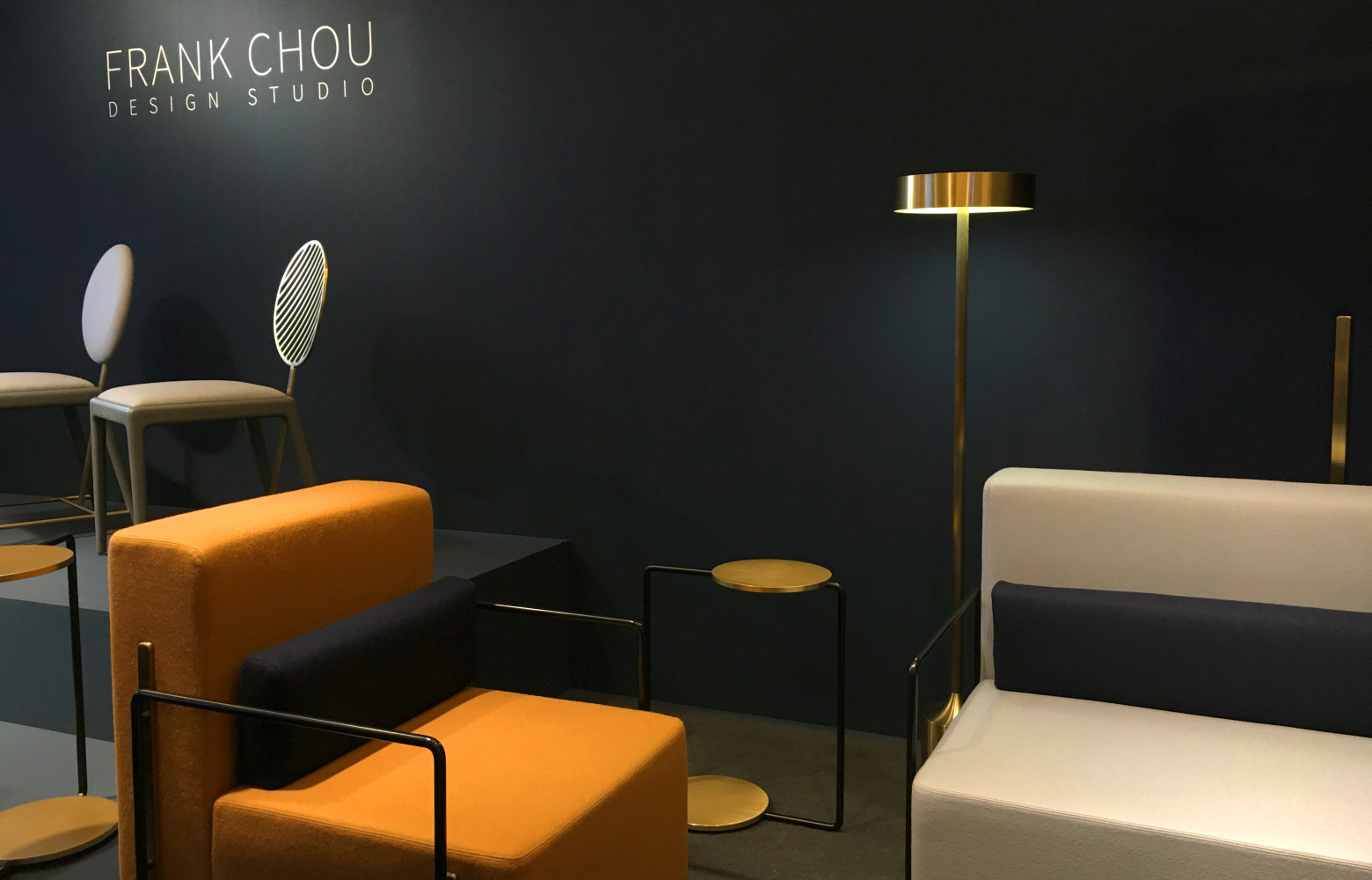 Fondée en 2012, Frank Chou est la première marque chinoise à avoir remporté le prix Salone Satellite...