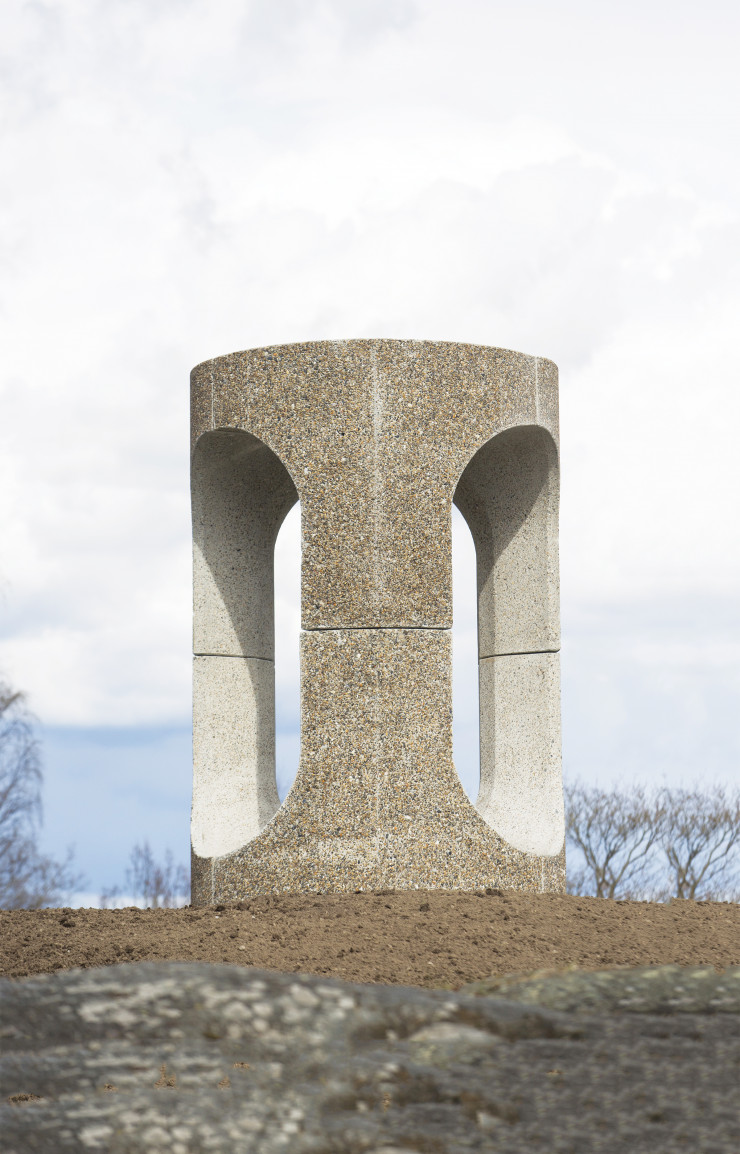 Core, le monolithe majestueux et brut du designer québécois Philippe Malouin.