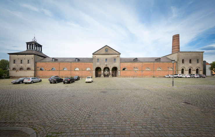 Le musée du Grand-Hornu est installé sur un ancien complexe de charbonnage au sud de la Belgique. Il organise régulièrement des expositions mettant en lumière le meilleur du design contemporain.