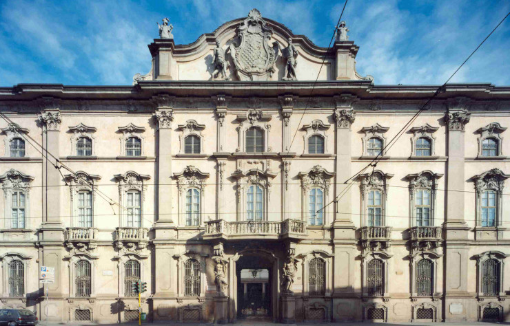 La façade baroque du Palazzo Litta, nouveau phare culturel de la cité lombarde.
