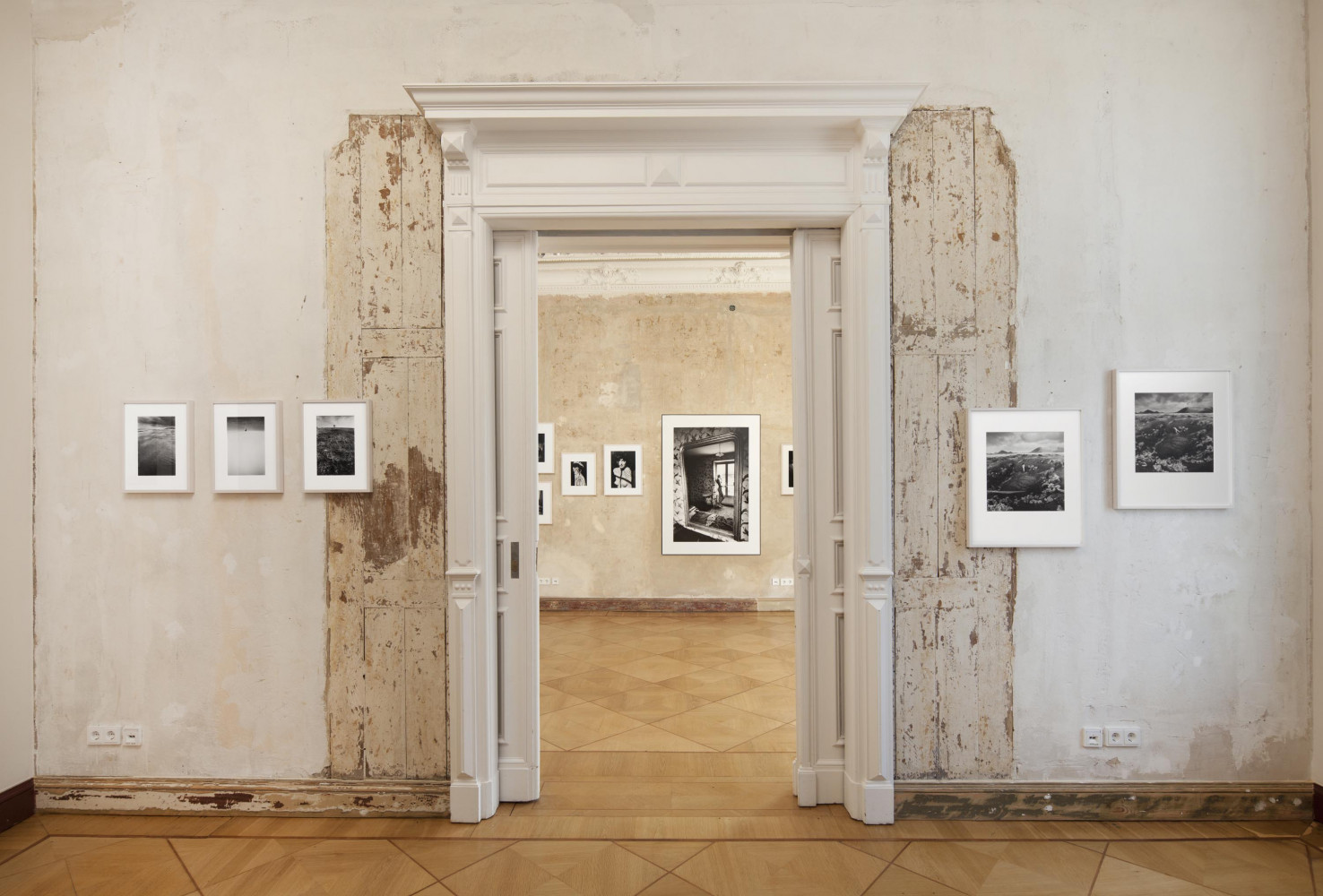 Lieu hybride atypique, Chaussée 36 abrite une galerie d’art aux expositions temporaires ainsi qu’un espace à louer...