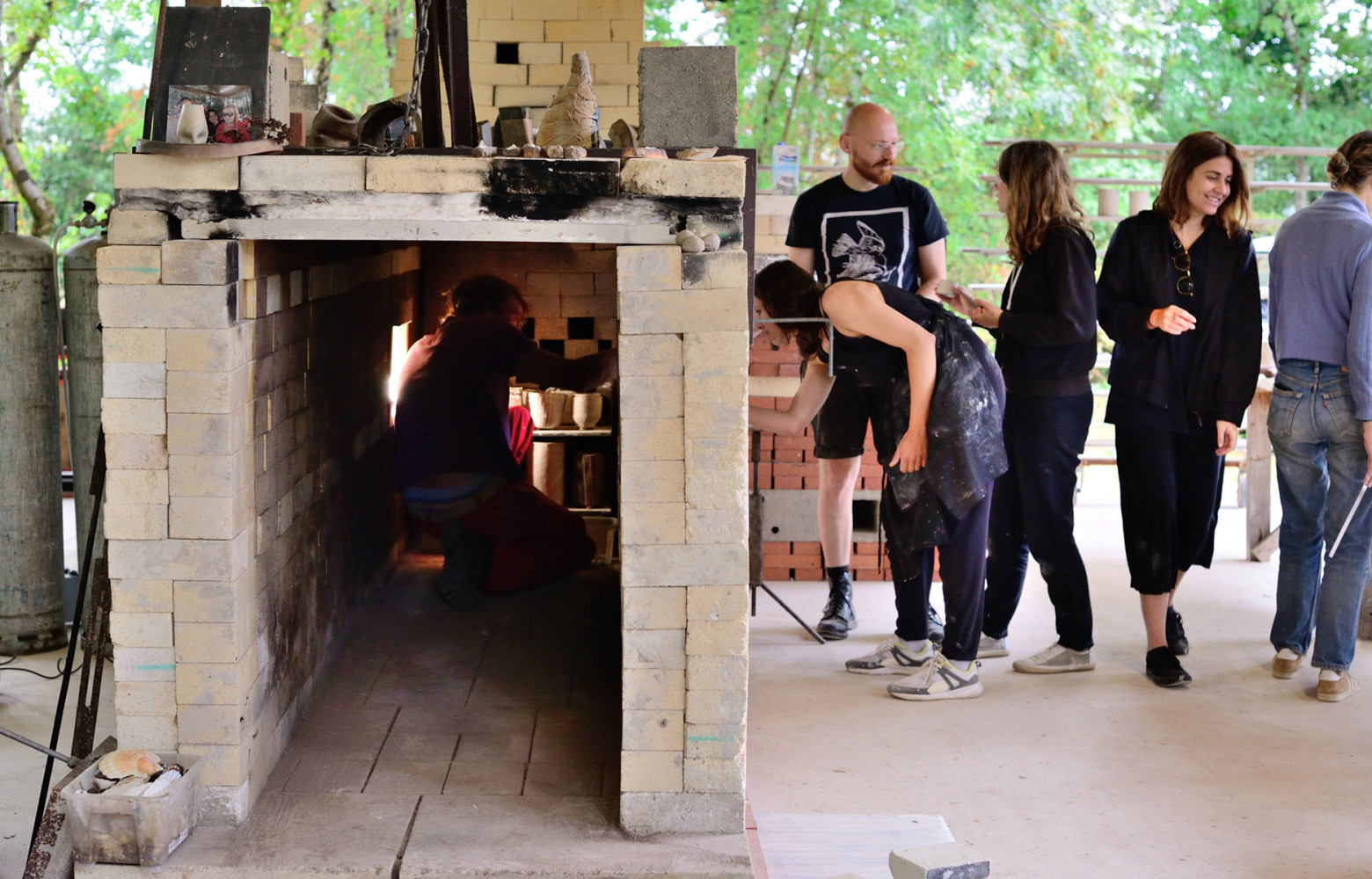 Inspiré des modèles « Anagama » nés au Japon, le four du domaine est uniquement alimenté au bois. Un...