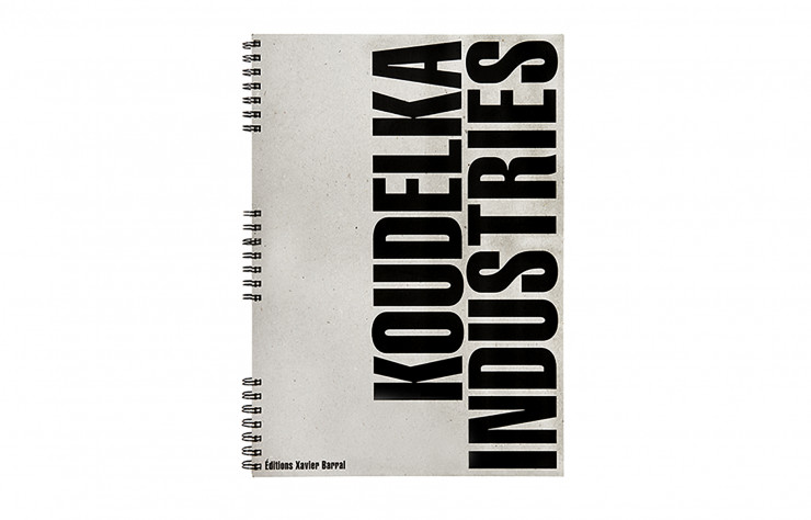 « Industries », de Josef Koudelka, Éditions Xavier Barral, 102 p., 55 €.