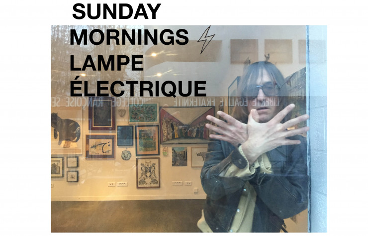 Le musicien et chineur aguerri Pierre Emery devant la galerie Sunday Morning.