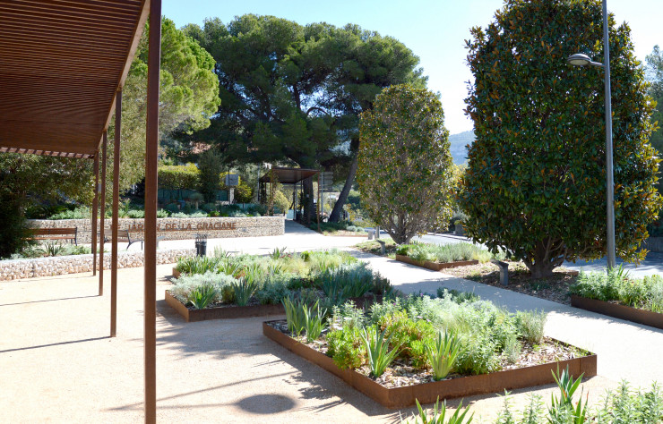 Aménagement du jardin de la Graciane, à Cassis (2017).