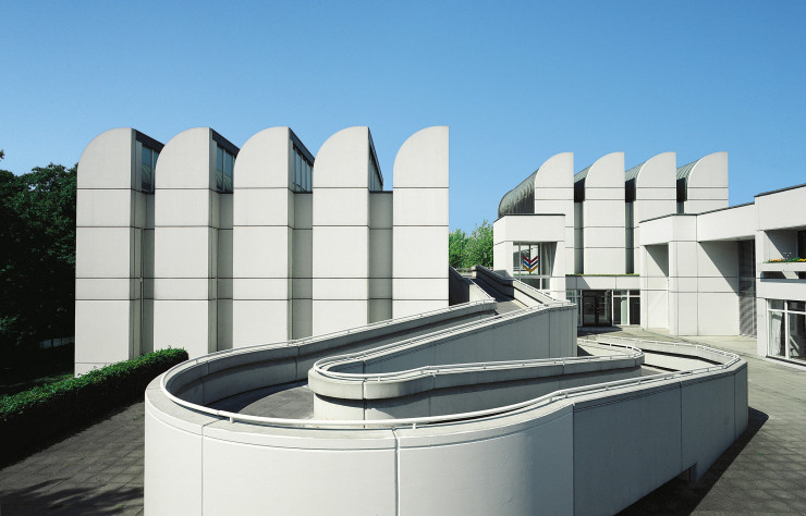 Les archives du Bauhaus sont hébergées à Berlin dans un bâtiment signé Walter Gropius, Alex Cvijanovic et Hans Bandel.