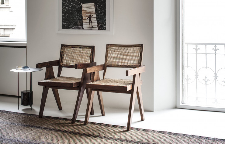 Deux « Office Chairs » de Pierre Jeanneret, pour lesquelles le duo confesse une passion.