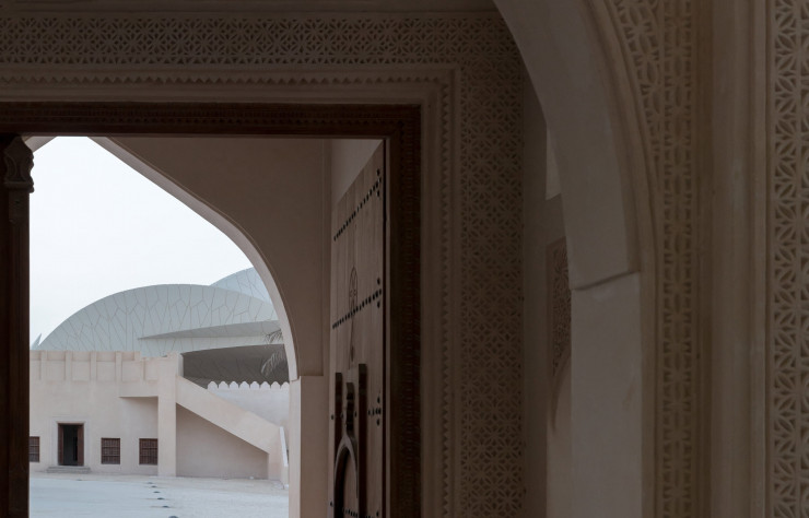 La proximité du musée avec le palais historique d’Abdullah ibn Jassim al-Thani coule de source, tant le cheikh et sa famille ont œuvré pour le développement de la capitale du Qatar.