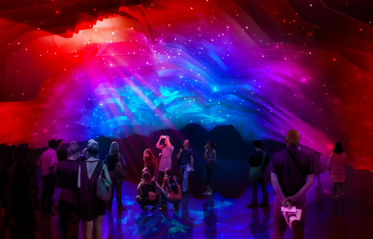 A l’intérieur, les visiteurs seront plongés dans une fantaisie colorée.