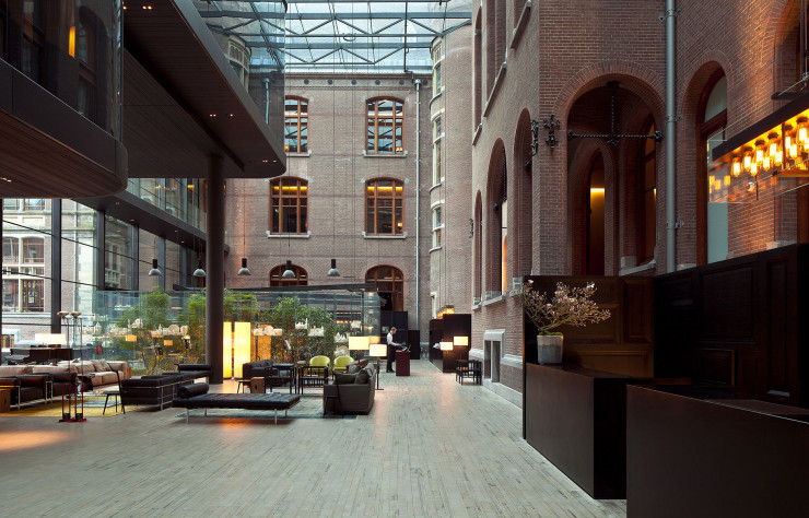 Hôtel Conservatorium de Piero Lissoni à Amsterdam.