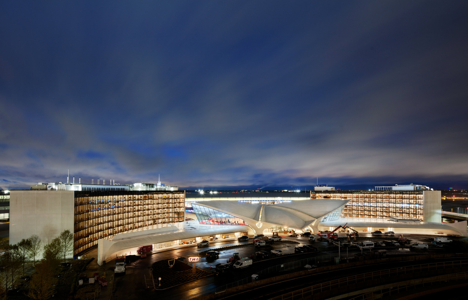 De nuit, le TWA Hotel brille désormais de mille feux…