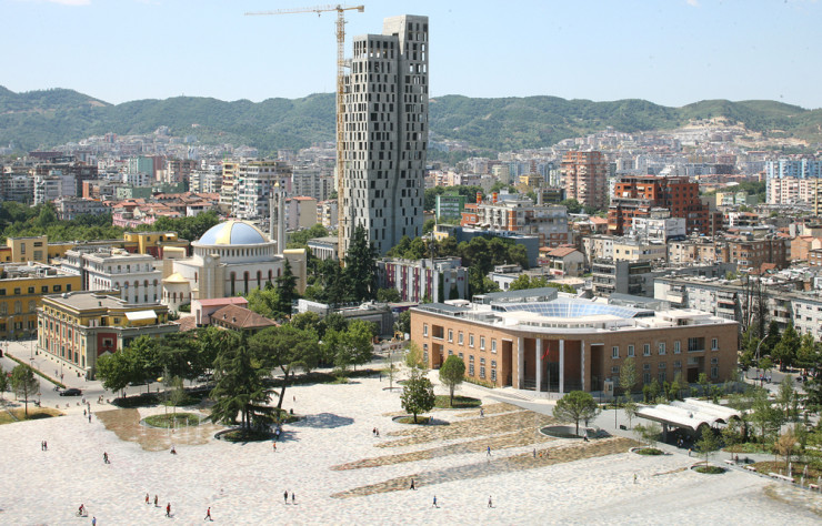 Un nouveau poumon pour le centre de Tirana (Albanie).