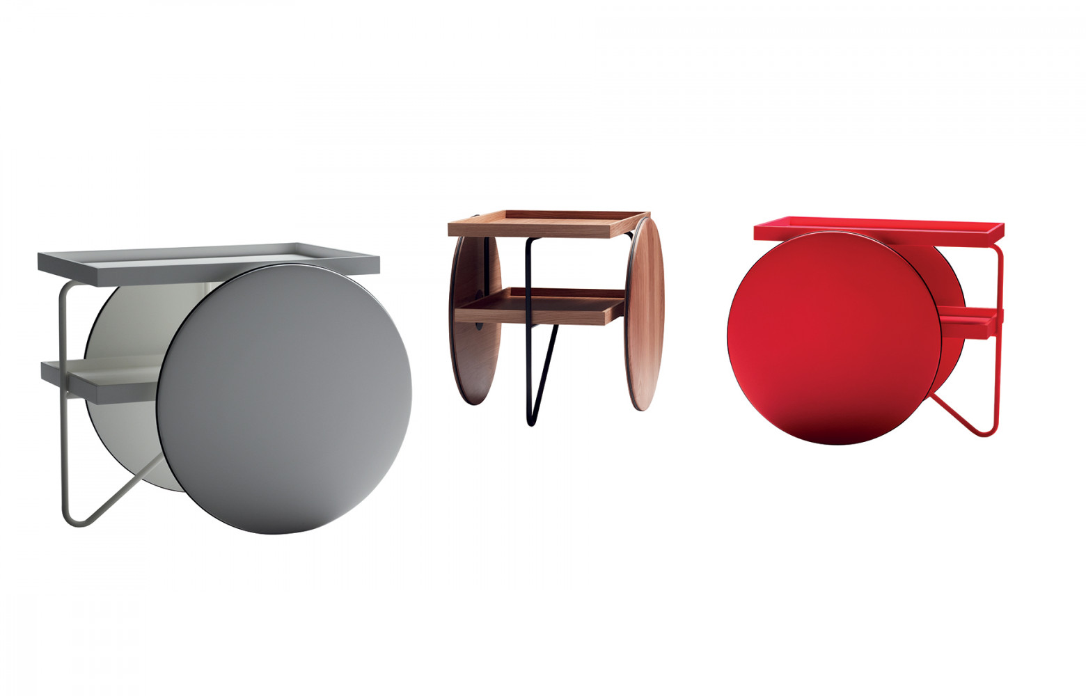 Chariots de service, en MDF laqué, design GamFratesi, 1 929 €. Casamania sur Madeindesign.com