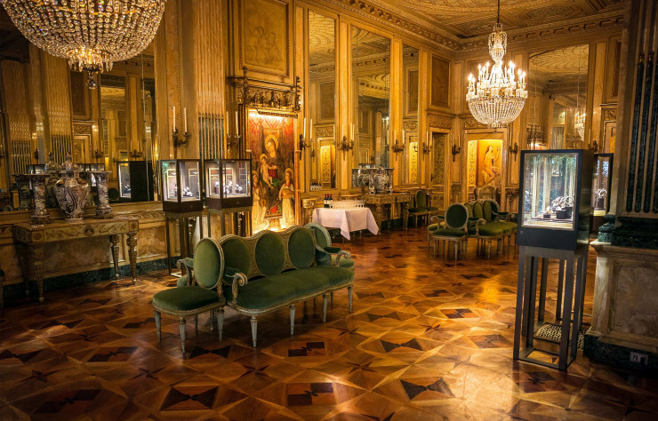 Splendide palais de style baroque, le Palazzo Crespi, se trouve au cœur de Milan.