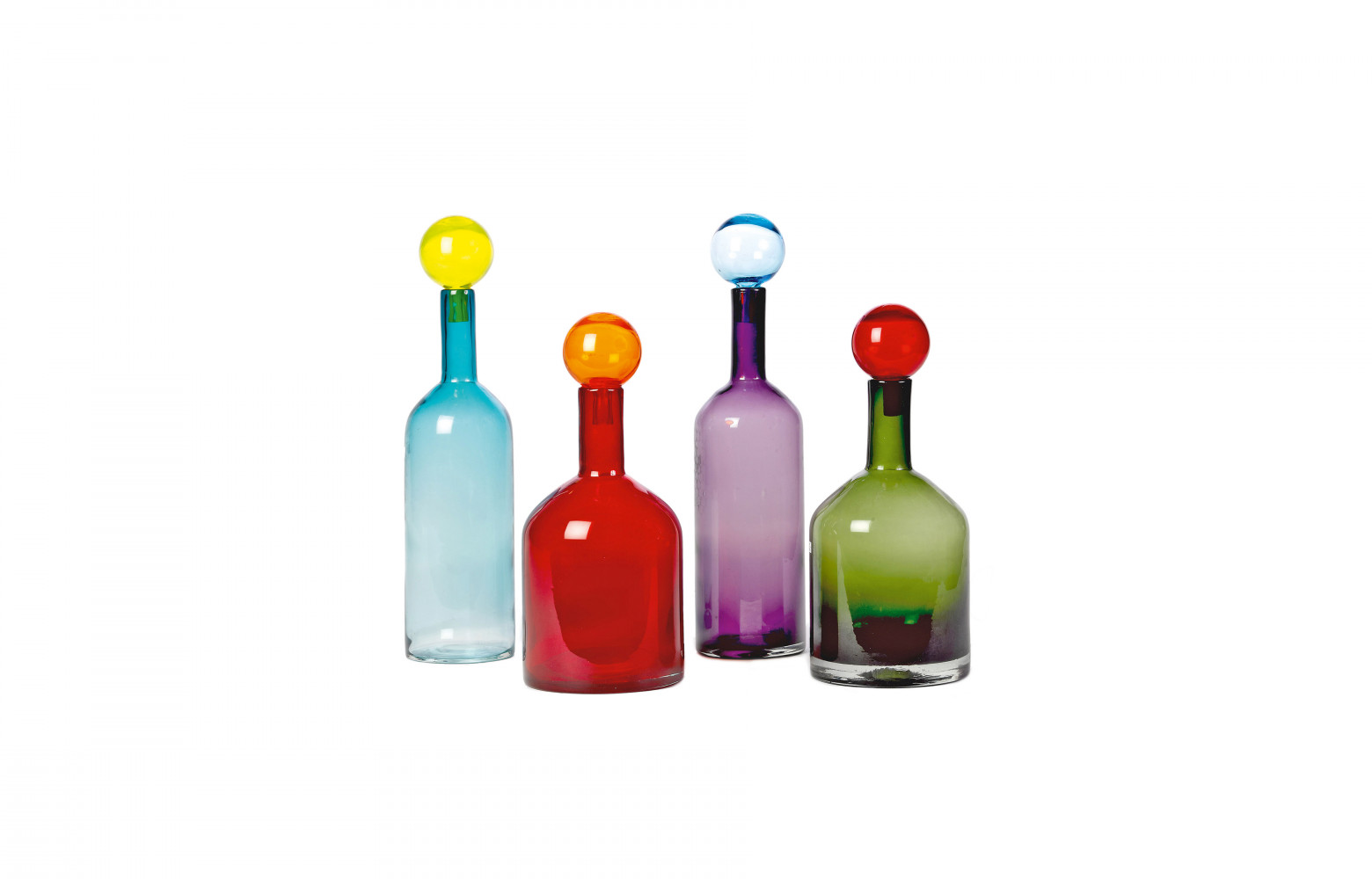 Set de quatre carafes Bubbles & Bottles, en verre, 262 €. Pols Potten.
