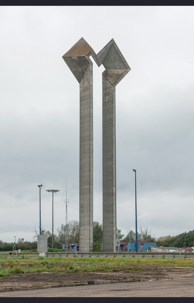 Jacques Moeschal, « Signal d’Hensies » (1973). A2, point kilométrique 42.