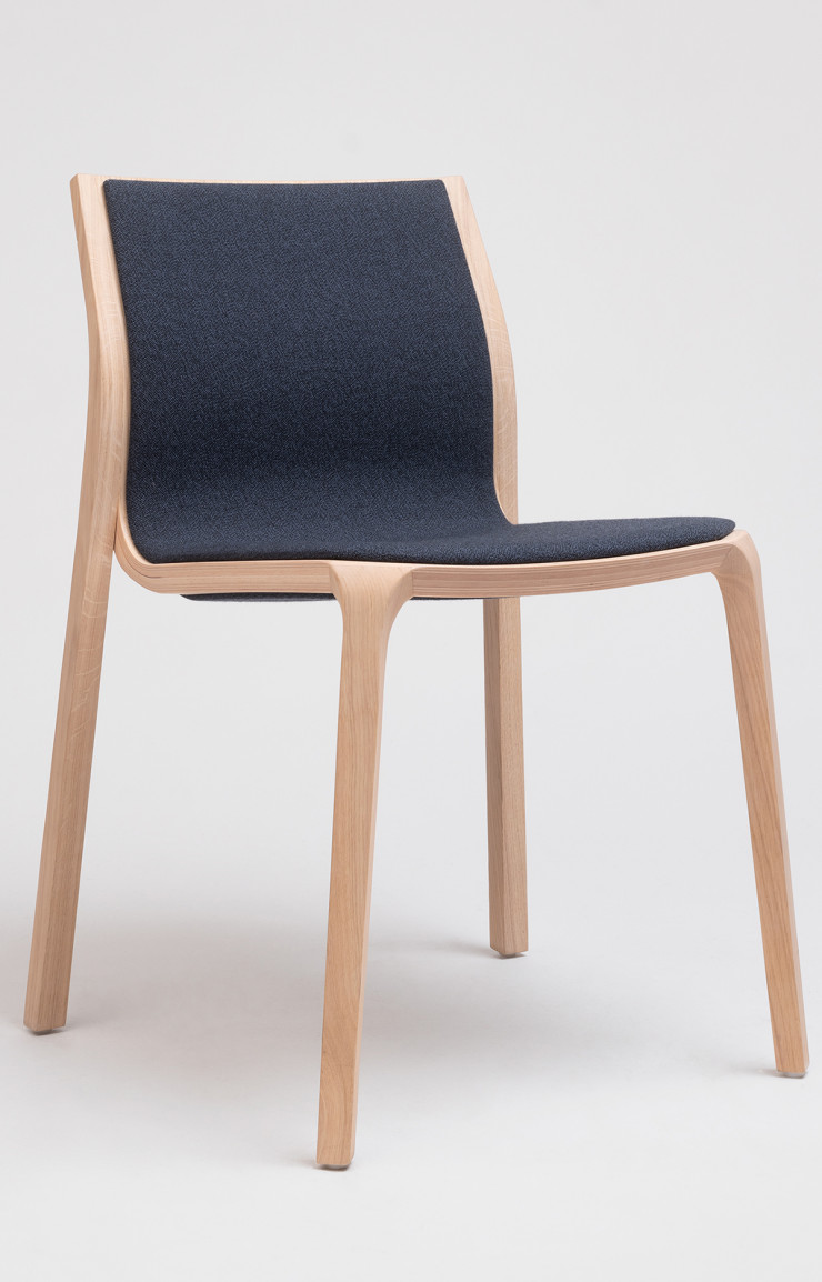 Chaise « Silu », design Unstudio.