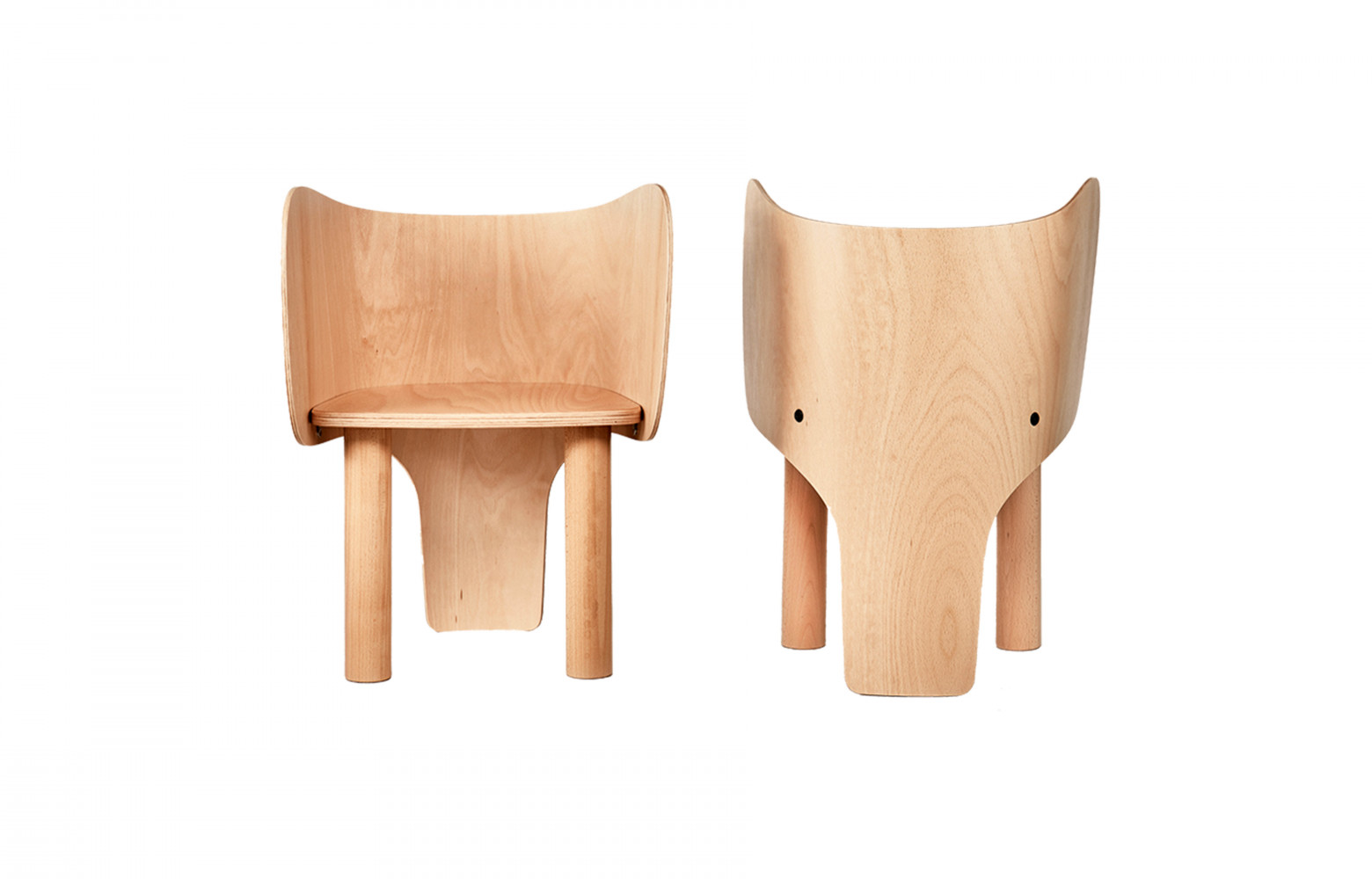 Chaise Elephant en hêtre d’origine européenne, design Marc Venot, assise H 32 cm, 199 €. EO chez...