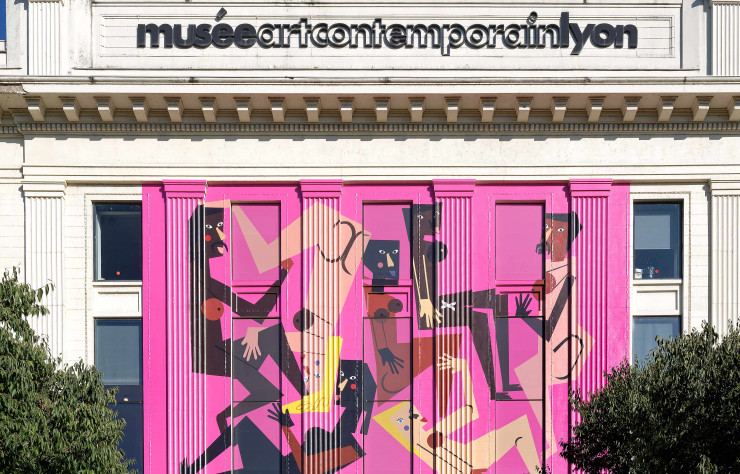 « Femmes » de Nina Chanel Abney (2019). Impression numérique appliquée sur la façade du musée d’Art contemporain de Lyon.