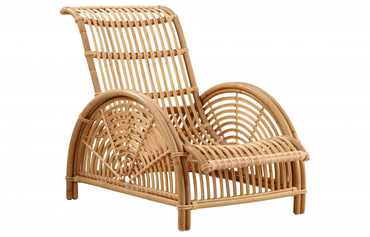 Faite exclusivement de rotin, la Paris Chair (1925) est la première conception pour laquelle Arne Jacobsen a reçu un prix.