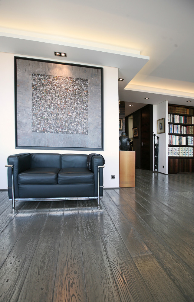 Parquet avec procédé de métallisation, soit une application de métal pur à 97 % sur le bois...