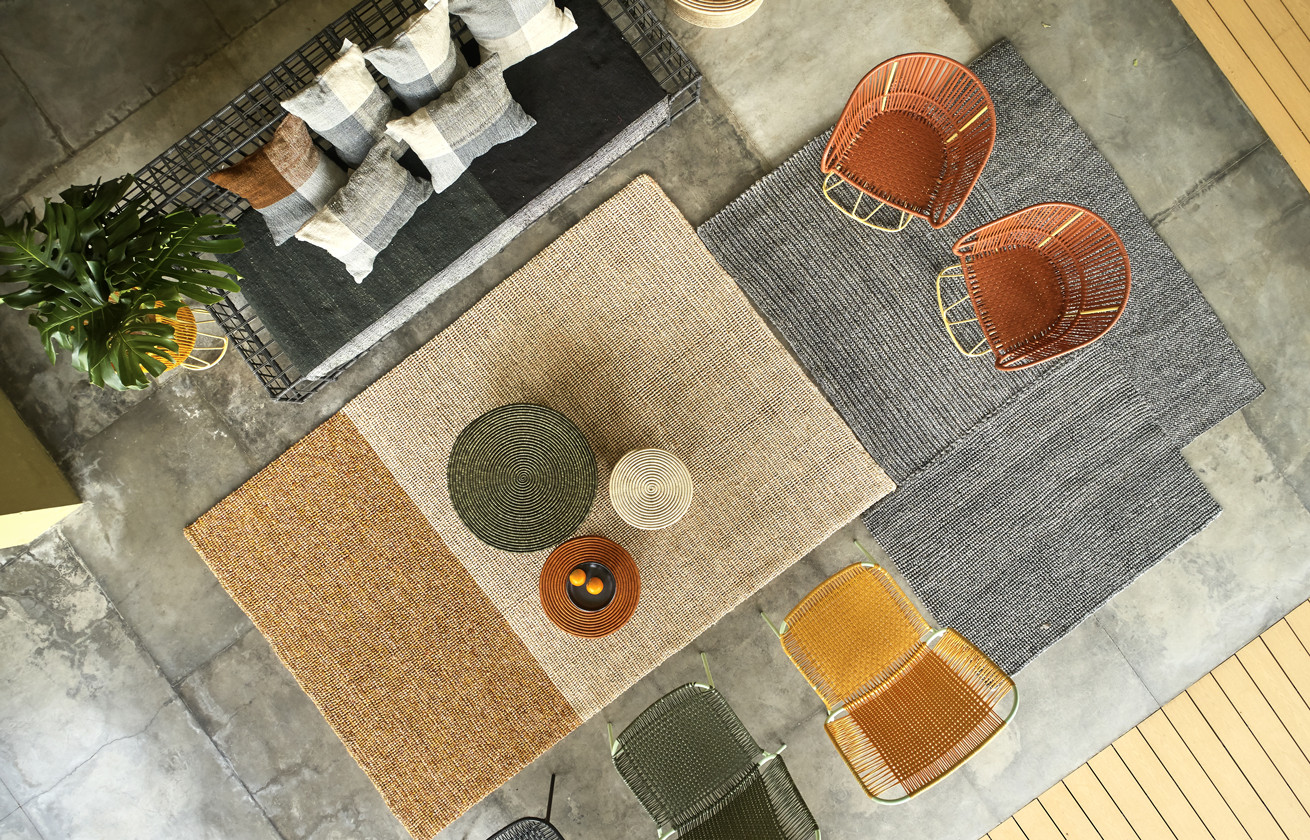 Les tapis Subas combinent l'art du tissage et du nouage à la main avec de la laine...