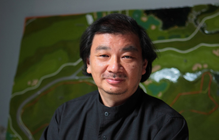 Comme nombre de ses confrères japonais, Shigeru Ban a lui aussi été honoré du Pritzker Prize.